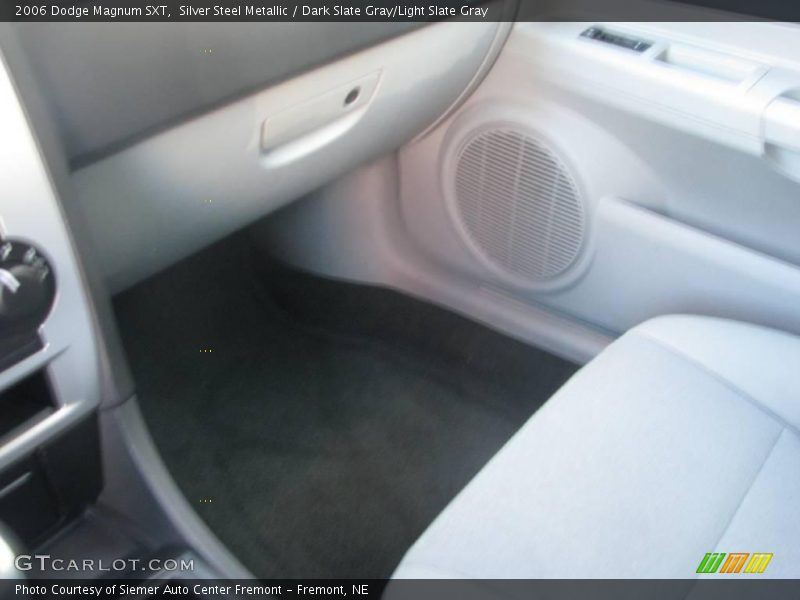 Silver Steel Metallic / Dark Slate Gray/Light Slate Gray 2006 Dodge Magnum SXT