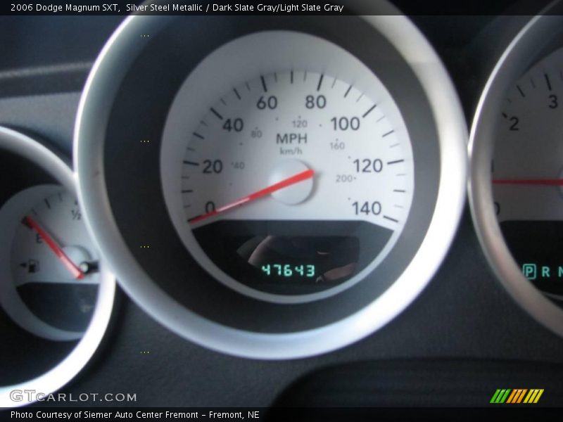 Silver Steel Metallic / Dark Slate Gray/Light Slate Gray 2006 Dodge Magnum SXT