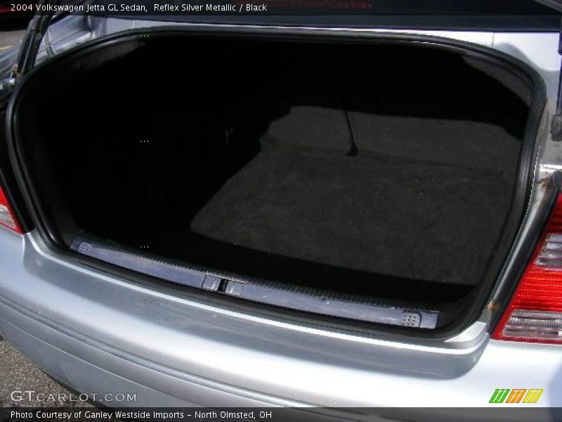 Reflex Silver Metallic / Black 2004 Volkswagen Jetta GL Sedan