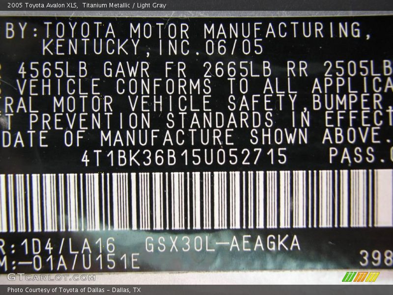 Titanium Metallic / Light Gray 2005 Toyota Avalon XLS
