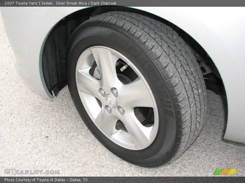 Silver Streak Mica / Dark Charcoal 2007 Toyota Yaris S Sedan