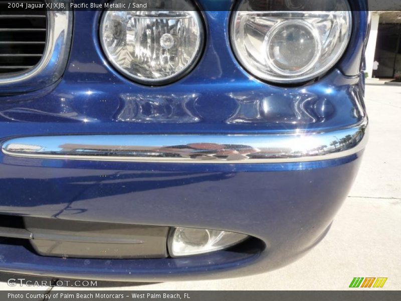 Pacific Blue Metallic / Sand 2004 Jaguar XJ XJ8