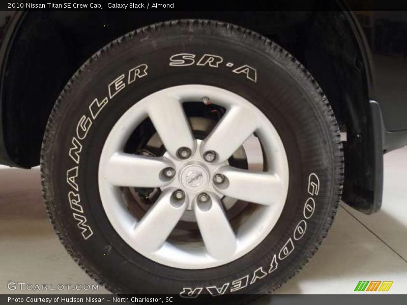 Galaxy Black / Almond 2010 Nissan Titan SE Crew Cab