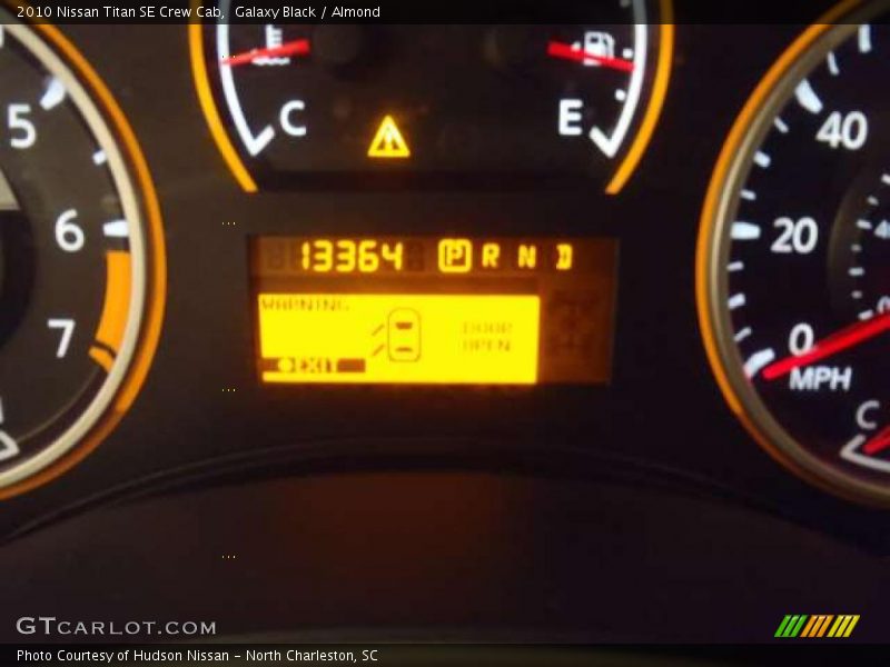 Galaxy Black / Almond 2010 Nissan Titan SE Crew Cab