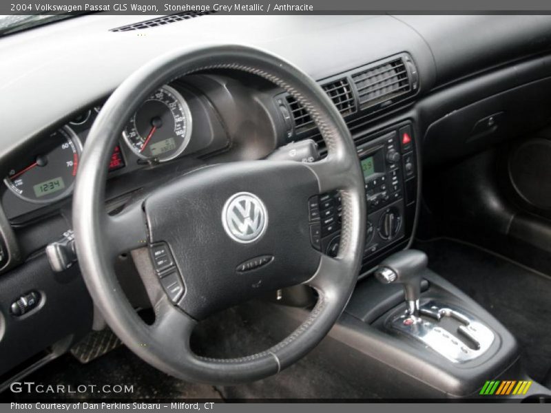 Stonehenge Grey Metallic / Anthracite 2004 Volkswagen Passat GLS Wagon