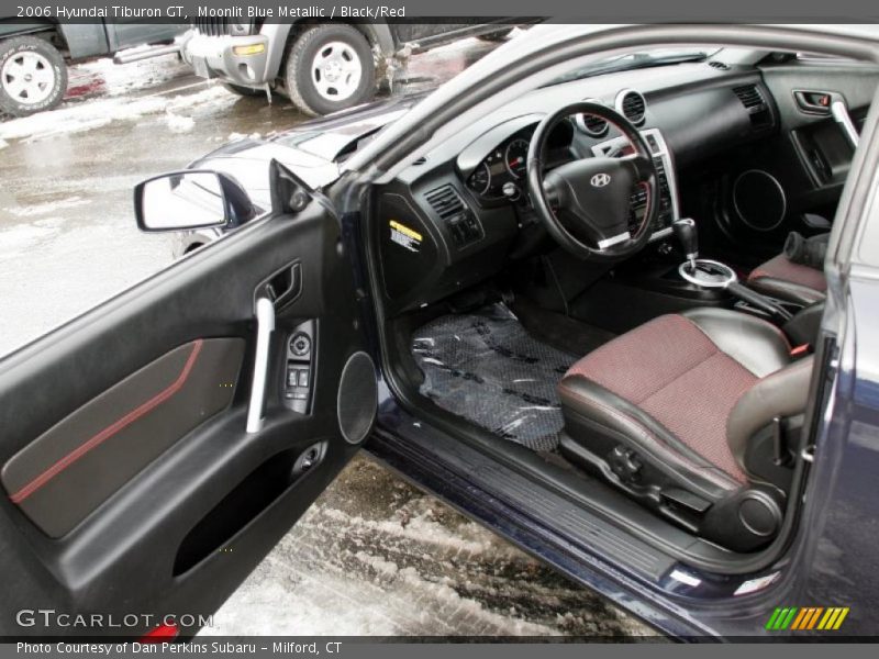  2006 Tiburon GT Black/Red Interior