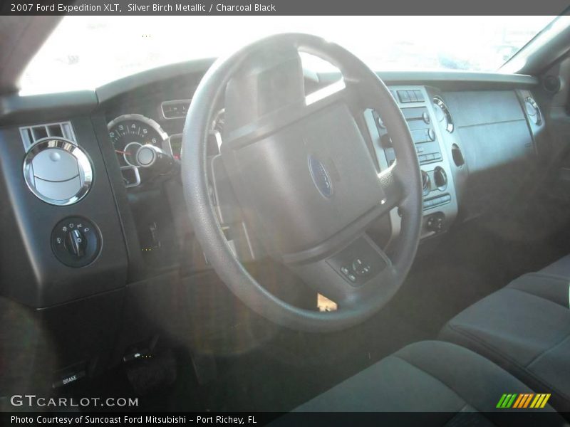 Silver Birch Metallic / Charcoal Black 2007 Ford Expedition XLT