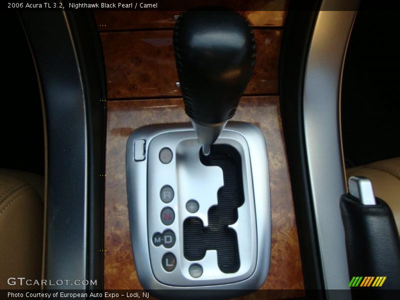 Nighthawk Black Pearl / Camel 2006 Acura TL 3.2