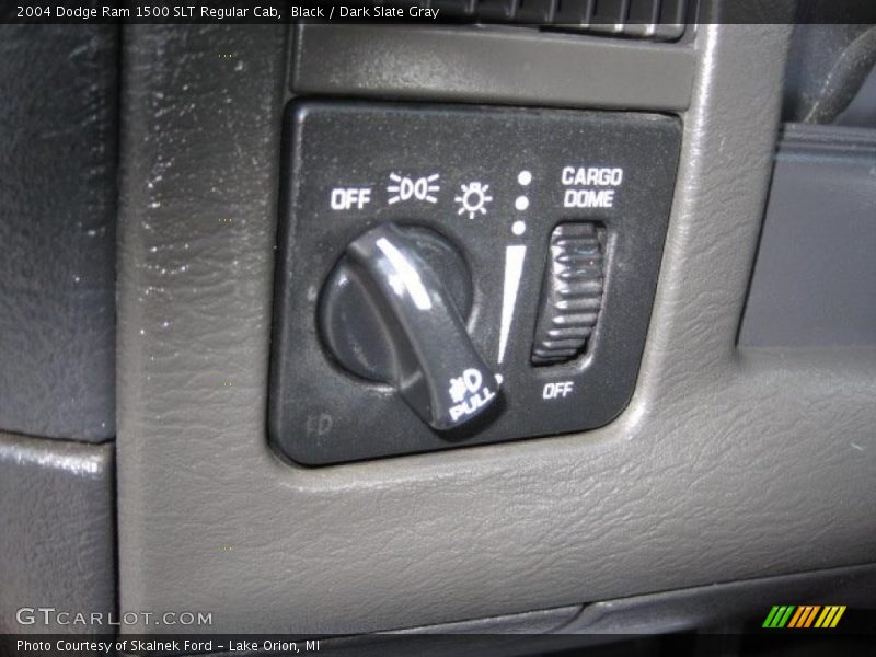 Black / Dark Slate Gray 2004 Dodge Ram 1500 SLT Regular Cab