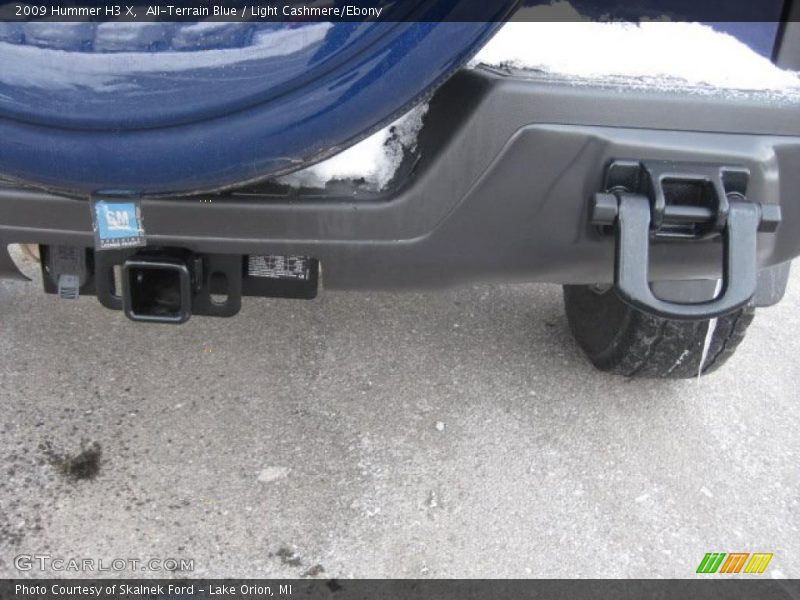 All-Terrain Blue / Light Cashmere/Ebony 2009 Hummer H3 X