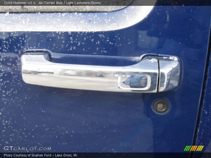 All-Terrain Blue / Light Cashmere/Ebony 2009 Hummer H3 X