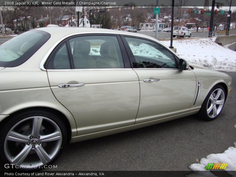 Winter Gold Metallic / Champagne/Charcoal 2008 Jaguar XJ XJR