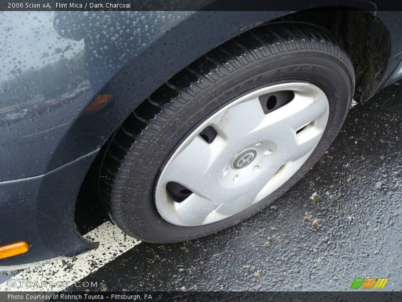 Flint Mica / Dark Charcoal 2006 Scion xA