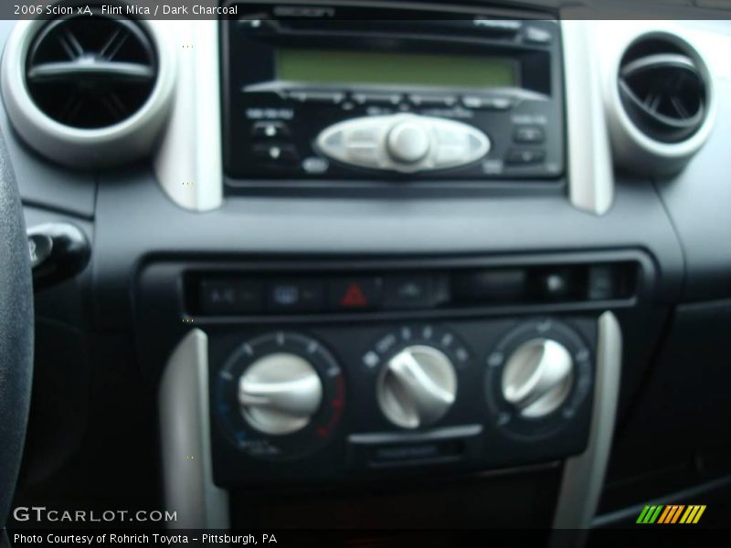 Flint Mica / Dark Charcoal 2006 Scion xA