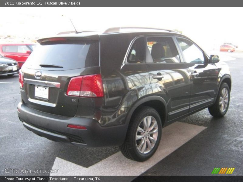 Tuscan Olive / Beige 2011 Kia Sorento EX
