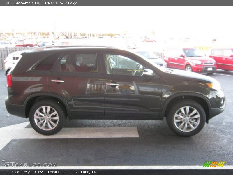 Tuscan Olive / Beige 2011 Kia Sorento EX