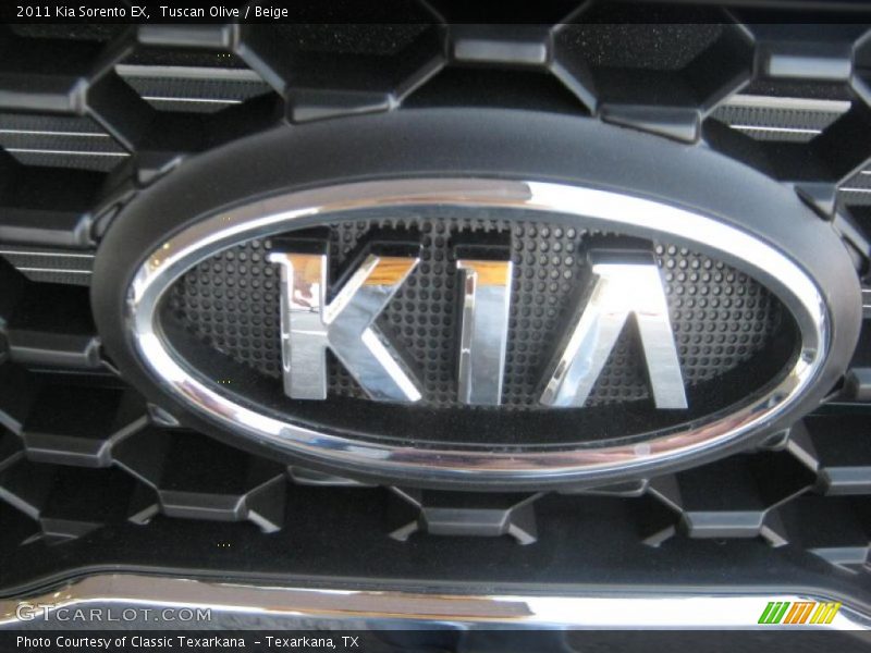 Tuscan Olive / Beige 2011 Kia Sorento EX