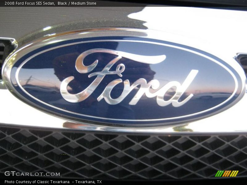 Black / Medium Stone 2008 Ford Focus SES Sedan