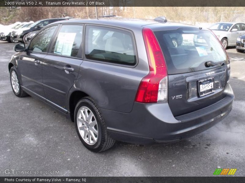 Titanium Grey Metallic / Off Black 2008 Volvo V50 2.4i