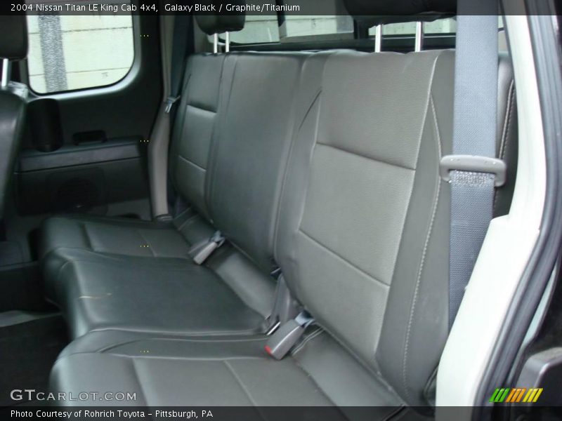 Galaxy Black / Graphite/Titanium 2004 Nissan Titan LE King Cab 4x4