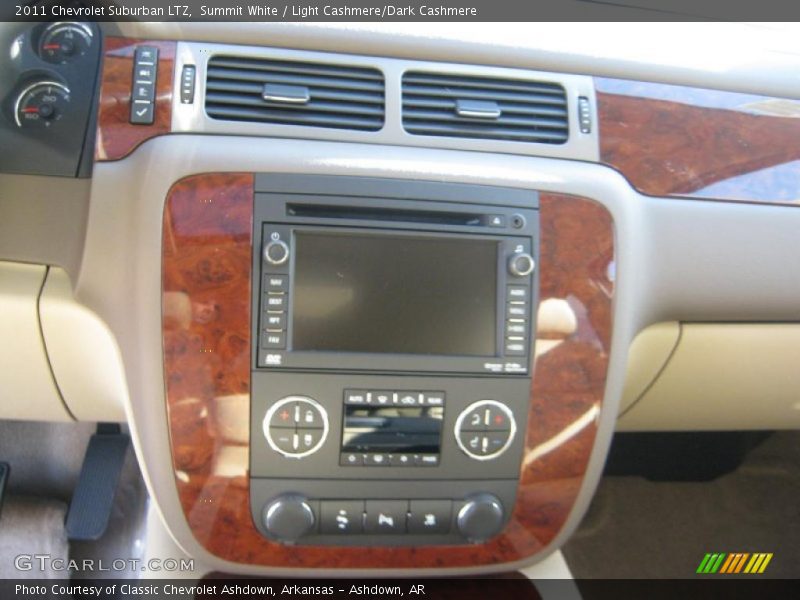 Summit White / Light Cashmere/Dark Cashmere 2011 Chevrolet Suburban LTZ