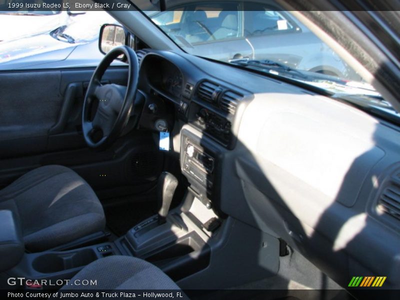 Ebony Black / Gray 1999 Isuzu Rodeo LS