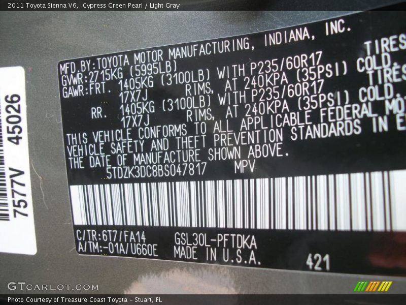 Cypress Green Pearl / Light Gray 2011 Toyota Sienna V6