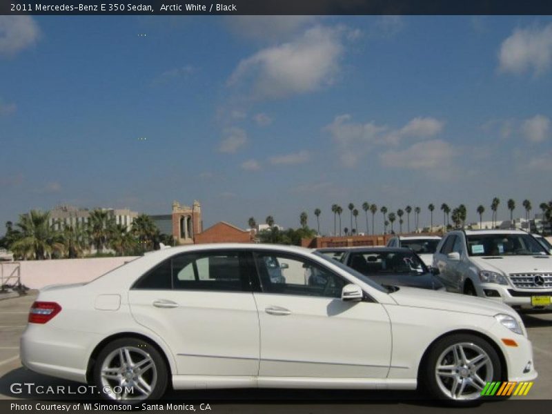 Arctic White / Black 2011 Mercedes-Benz E 350 Sedan