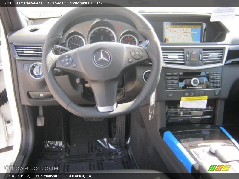 Arctic White / Black 2011 Mercedes-Benz E 350 Sedan