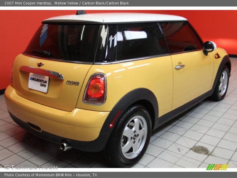 Mellow Yellow / Carbon Black/Carbon Black 2007 Mini Cooper Hardtop
