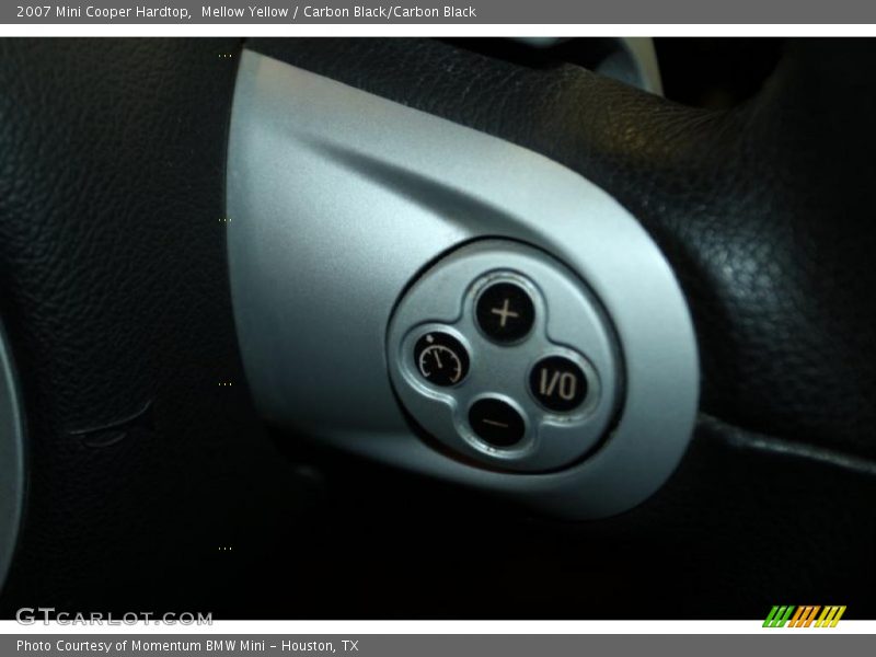 Mellow Yellow / Carbon Black/Carbon Black 2007 Mini Cooper Hardtop