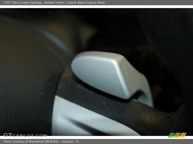 Mellow Yellow / Carbon Black/Carbon Black 2007 Mini Cooper Hardtop