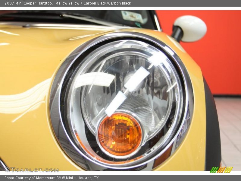 Mellow Yellow / Carbon Black/Carbon Black 2007 Mini Cooper Hardtop