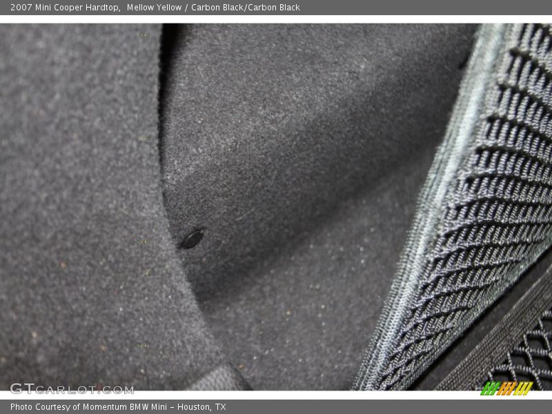 Mellow Yellow / Carbon Black/Carbon Black 2007 Mini Cooper Hardtop