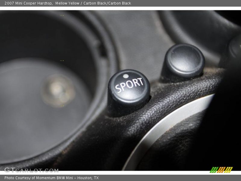 Mellow Yellow / Carbon Black/Carbon Black 2007 Mini Cooper Hardtop