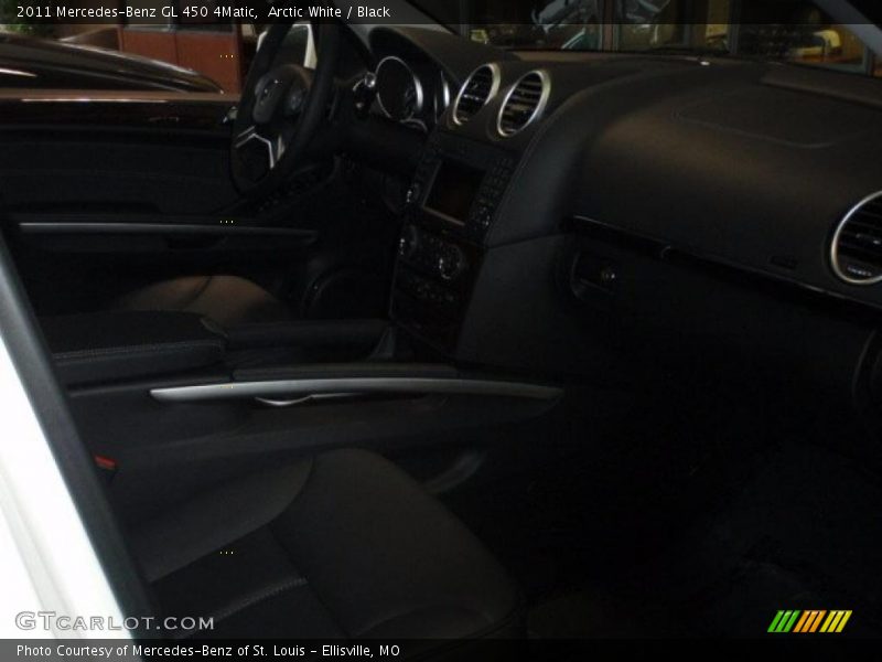 Arctic White / Black 2011 Mercedes-Benz GL 450 4Matic