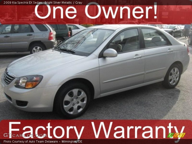 Bright Silver Metallic / Gray 2009 Kia Spectra EX Sedan