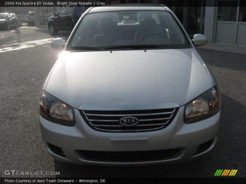 Bright Silver Metallic / Gray 2009 Kia Spectra EX Sedan