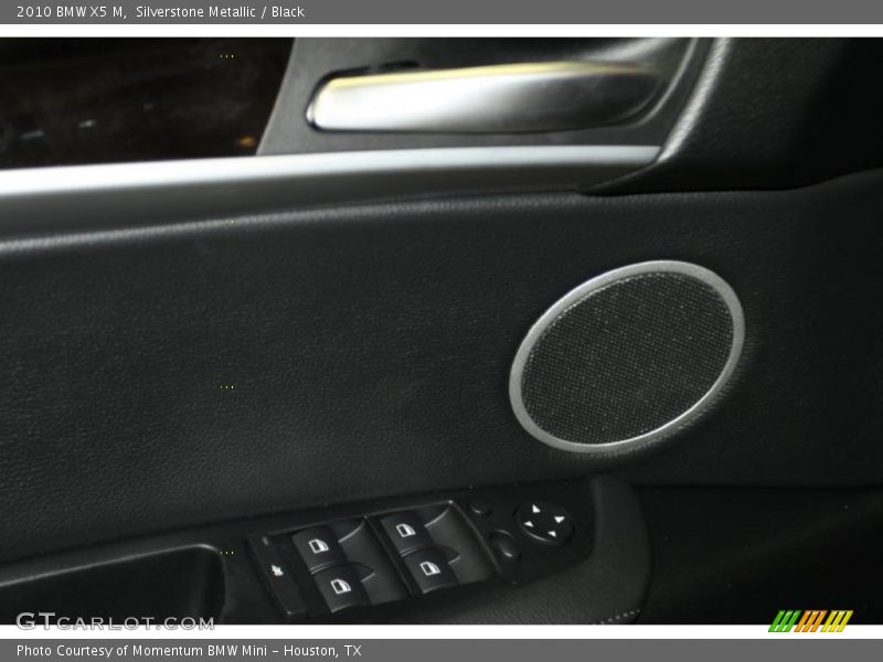 Silverstone Metallic / Black 2010 BMW X5 M