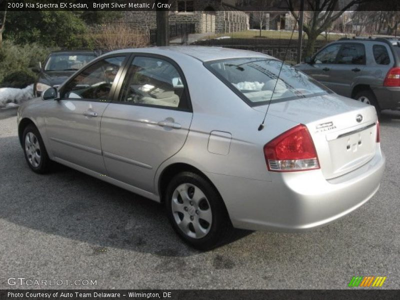 Bright Silver Metallic / Gray 2009 Kia Spectra EX Sedan