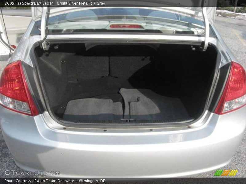 Bright Silver Metallic / Gray 2009 Kia Spectra EX Sedan