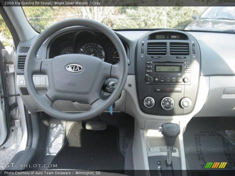 Bright Silver Metallic / Gray 2009 Kia Spectra EX Sedan