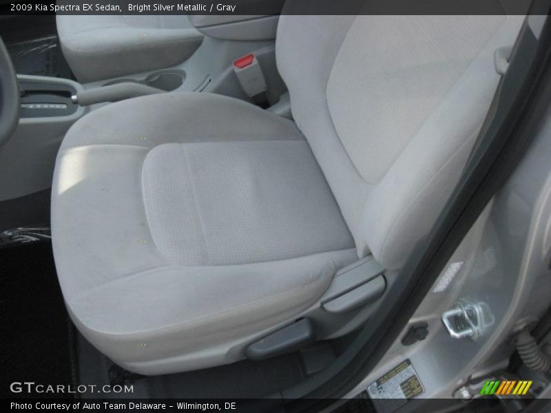 Bright Silver Metallic / Gray 2009 Kia Spectra EX Sedan