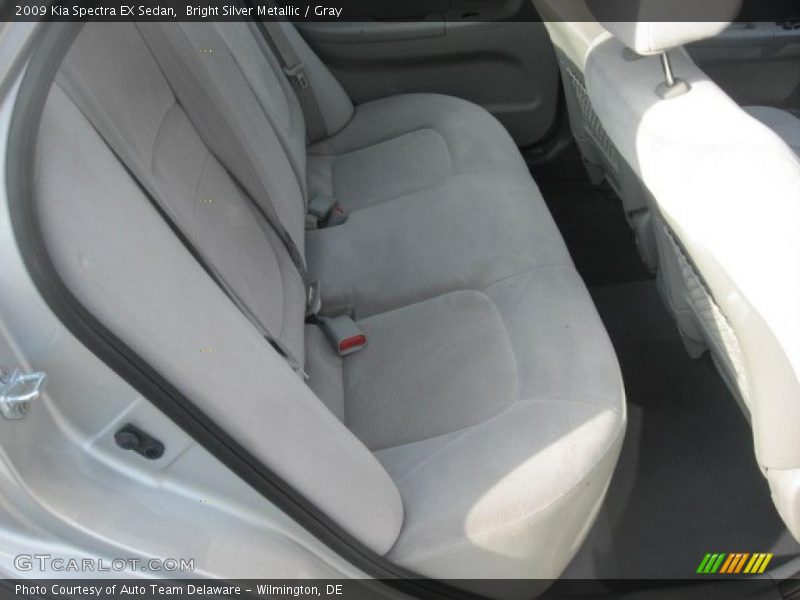 Bright Silver Metallic / Gray 2009 Kia Spectra EX Sedan