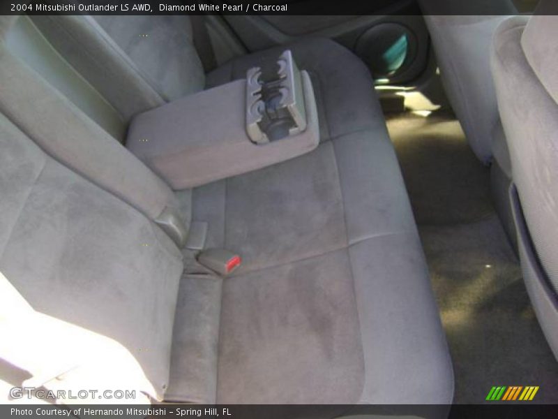 Diamond White Pearl / Charcoal 2004 Mitsubishi Outlander LS AWD