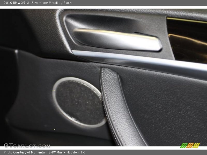 Silverstone Metallic / Black 2010 BMW X5 M