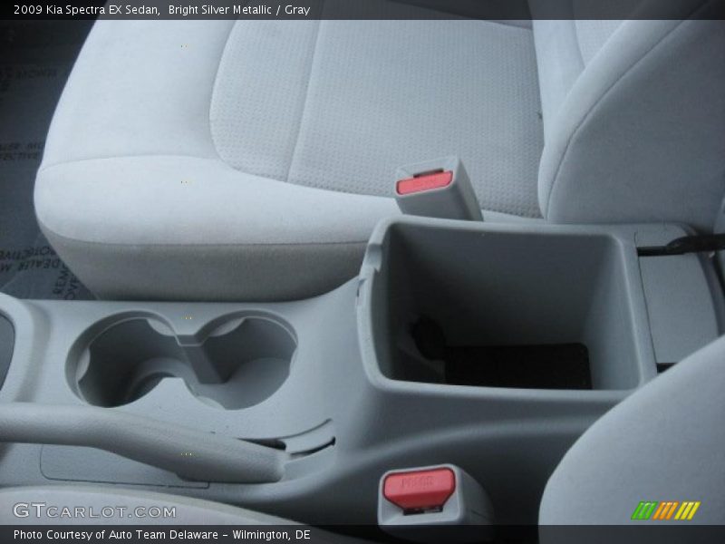 Bright Silver Metallic / Gray 2009 Kia Spectra EX Sedan