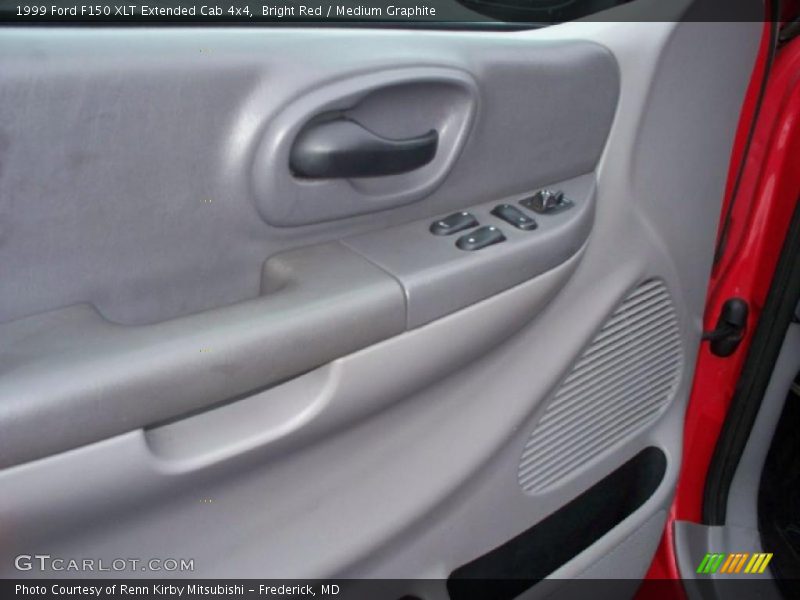 Bright Red / Medium Graphite 1999 Ford F150 XLT Extended Cab 4x4
