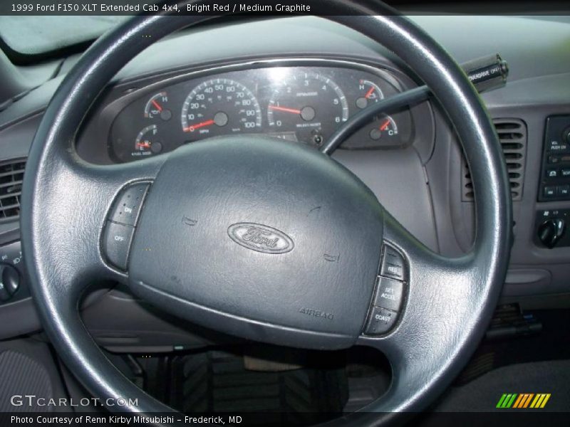 Bright Red / Medium Graphite 1999 Ford F150 XLT Extended Cab 4x4
