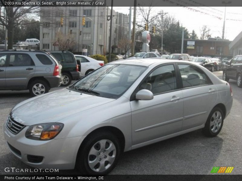 Bright Silver Metallic / Gray 2009 Kia Spectra EX Sedan